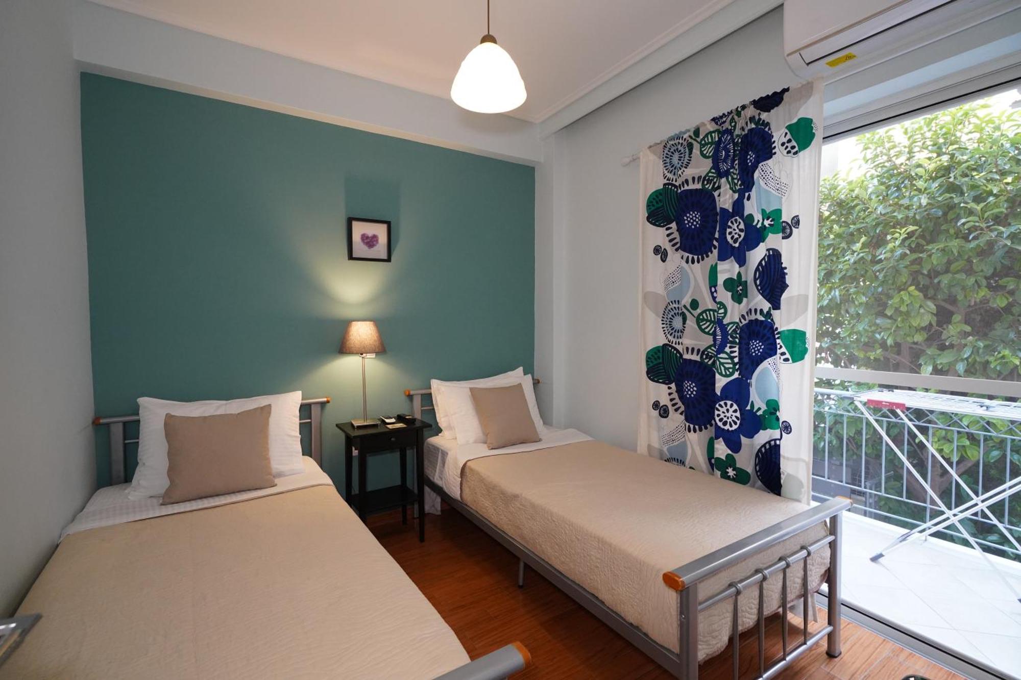 Garden Apartment Next To The Mall -Private Parking Athen Exterior foto